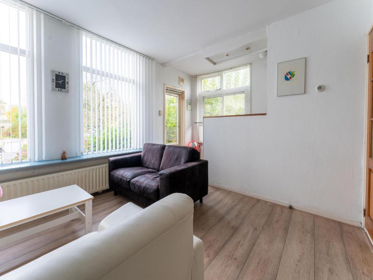 Modern Holiday Home In Heeg With Garden Zewnętrze zdjęcie