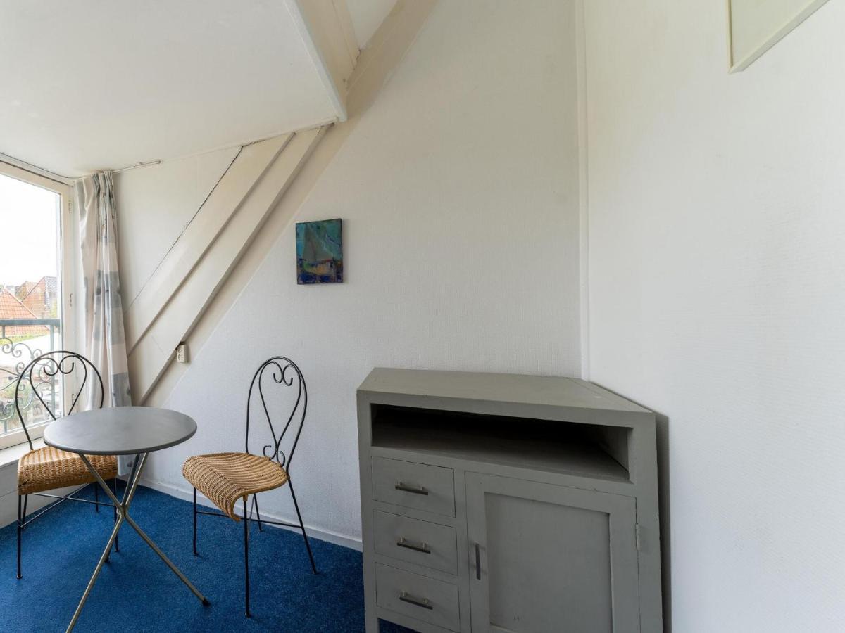 Modern Holiday Home In Heeg With Garden Zewnętrze zdjęcie